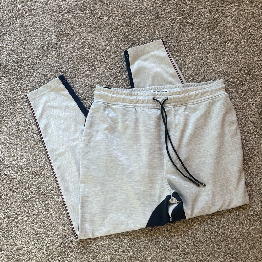 Tommy Hilfiger Sweats